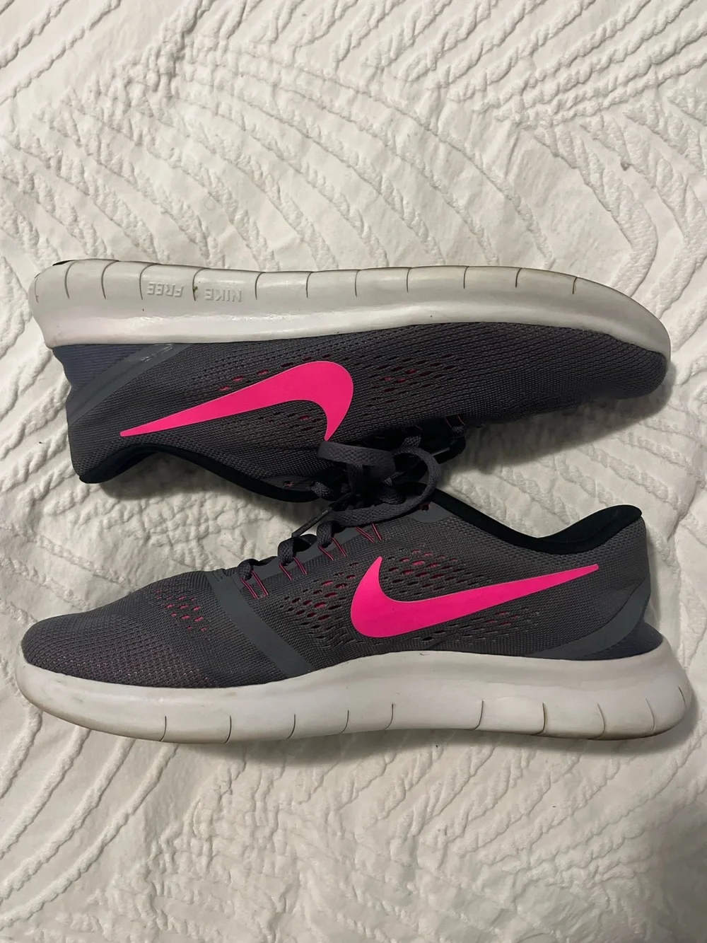Nike Free RN Running Sneakers